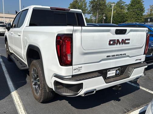 2025 GMC Sierra 1500 AT4