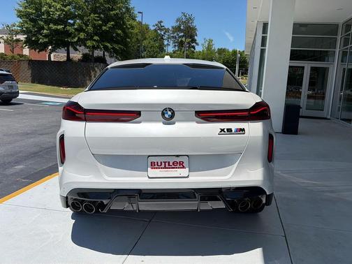 Mineral White Metallic 2027 BMW X6 M Competition