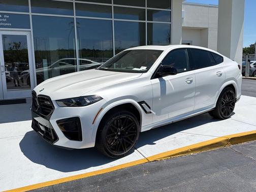 Mineral White Metallic 2027 BMW X6 M Competition