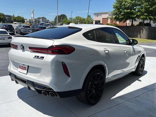 Mineral White Metallic 2027 BMW X6 M Competition