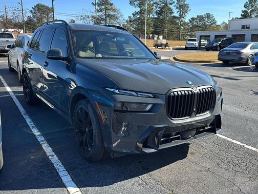 2023 BMW X7 xDrive40i