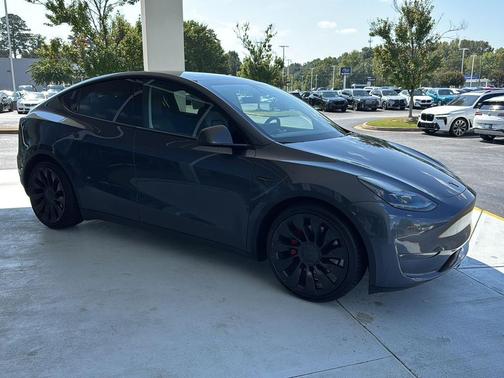 2022 Tesla Model Y Performance Dual Motor All-Wheel Drive