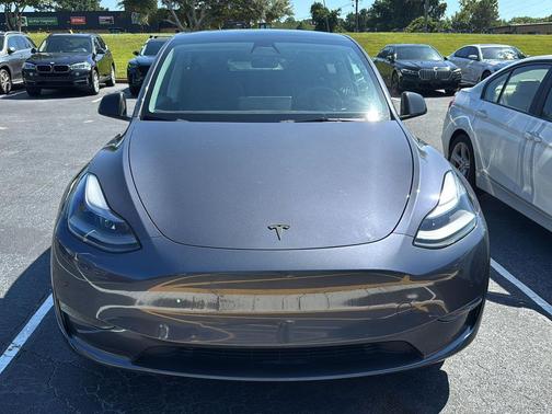 2022 Tesla Model Y Performance Dual Motor All-Wheel Drive