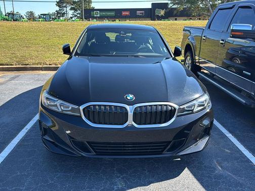 2023 BMW 330 330i