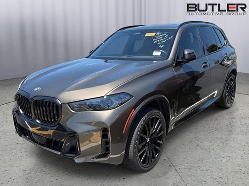 Manhattan Green Metallic 2025 BMW X5 sDrive40i