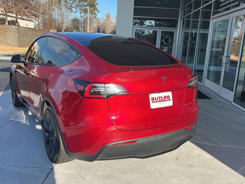 2024 Tesla Model Y Long Range Dual Motor All-Wheel Drive