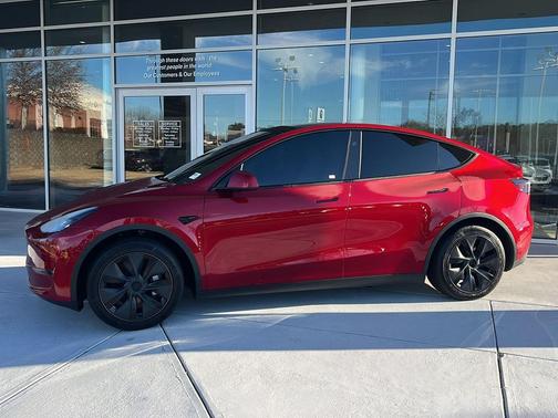 2024 Tesla Model Y Long Range Dual Motor All-Wheel Drive