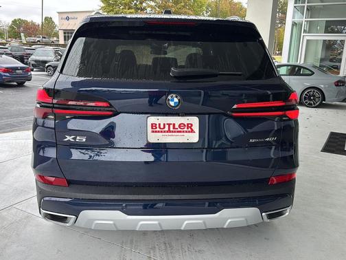 2026 BMW X5 sDrive40i