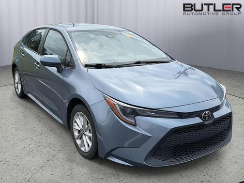Celestite 2022 Toyota Corolla LE
