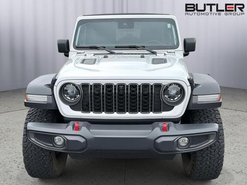 Bright White Clearcoat 2024 Jeep Wrangler Rubicon