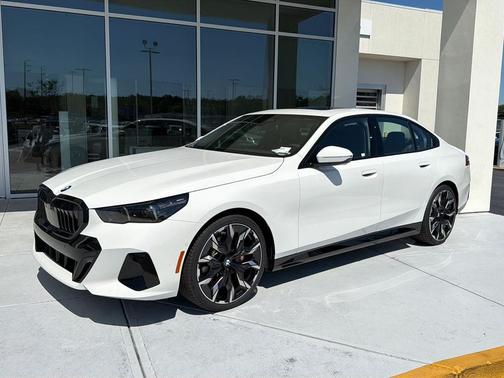 Alpine White 2027 BMW 530 i