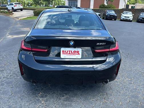 2025 BMW 330 i