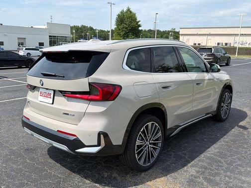 Dune Grey Metallic 2026 BMW X1 xDrive28i