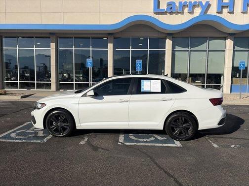 2022 Volkswagen Jetta 1.5T SE