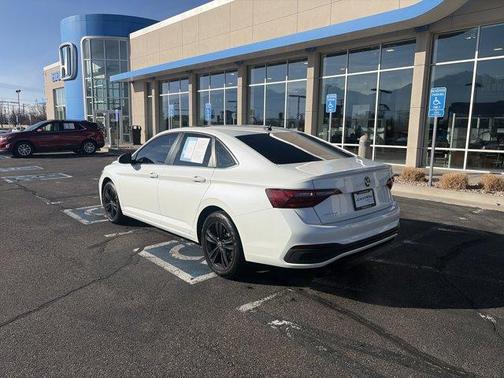 2022 Volkswagen Jetta 1.5T SE