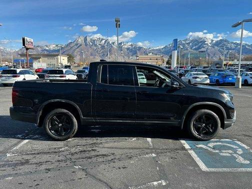 2022 Honda Ridgeline Black Edition