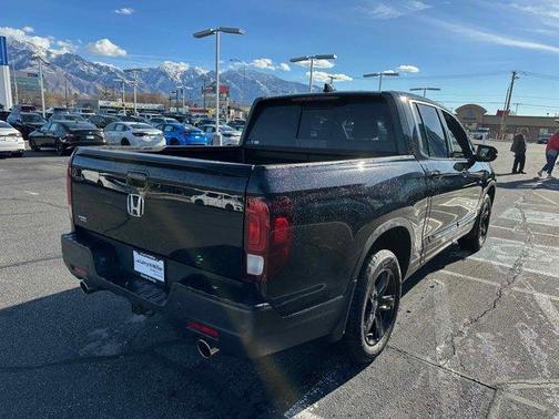 2022 Honda Ridgeline Black Edition