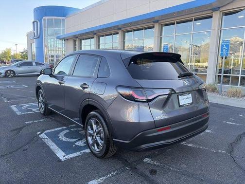 Modern Steel Metallic 2026 Honda HR-V LX