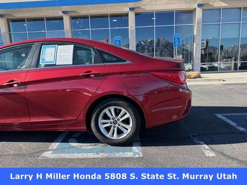 2013 Hyundai SONATA GLS