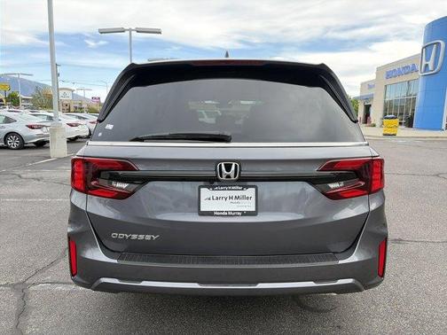 Modern Steel Metallic 2026 Honda Odyssey EX-L