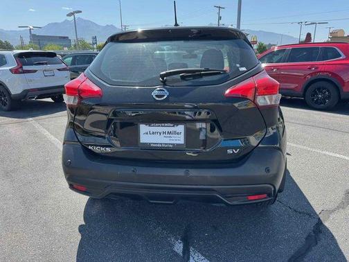 2020 Nissan Kicks SV