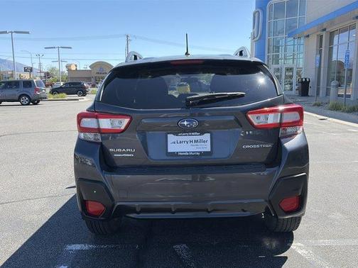 Dark Gray Metallic 2018 Subaru Crosstrek 2.0i