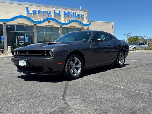 2015 Dodge Challenger SXT
