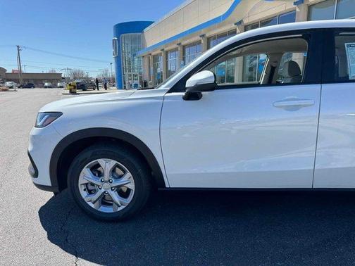 2025 Honda HR-V LX