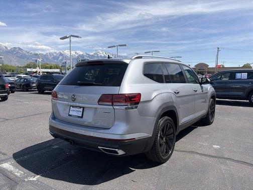 Pyrite Silver Metallic 2021 Volkswagen Atlas 2.0T SEL