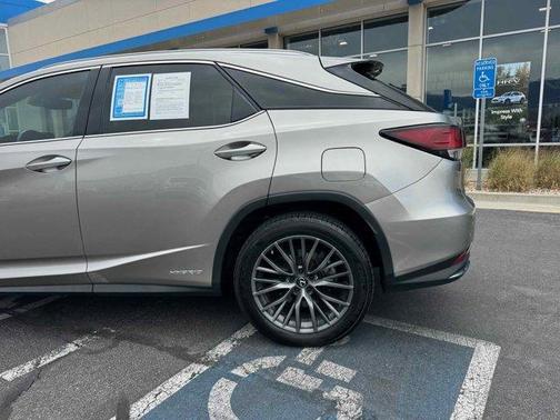 2021 Lexus RX 450h F SPORT Handling
