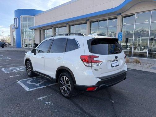 Crystal White Pearl 2020 Subaru Forester Limited