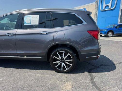 2021 Honda Pilot Touring 7-Passenger