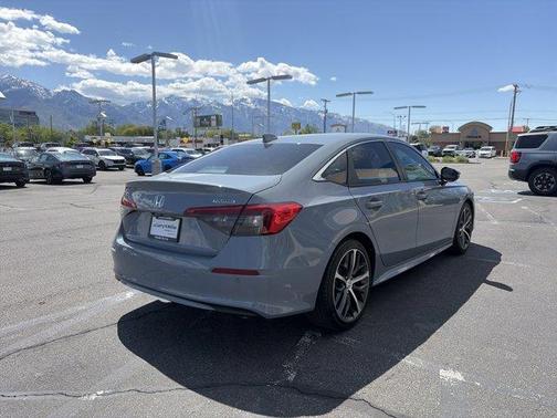 Sonic Gray Pearl 2024 Honda Civic Touring