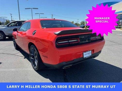 2021 Dodge Challenger SXT