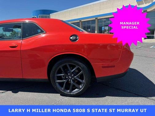 2021 Dodge Challenger SXT