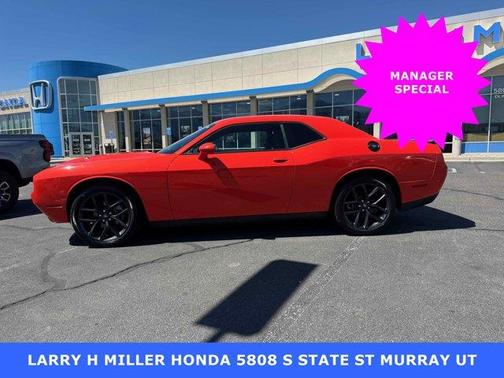 2021 Dodge Challenger SXT