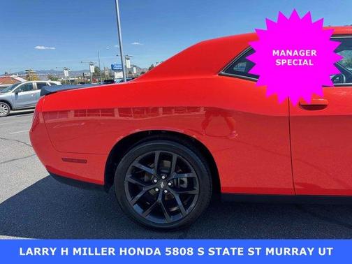 2021 Dodge Challenger SXT