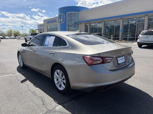 Mineral Gray Metallic 2022 Chevrolet Malibu LT