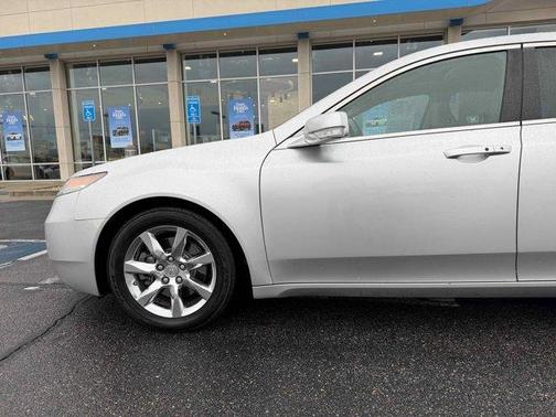2012 Acura TL Technology