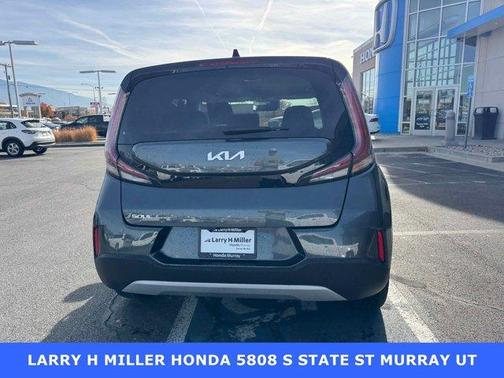 2024 Kia Soul LX