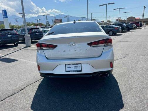 2019 Hyundai SONATA SE