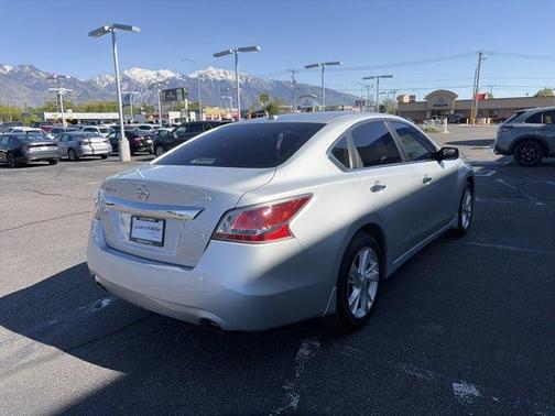 Brilliant Silver 2015 Nissan Altima 2.5 SV