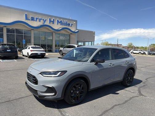 Urban Gray Pearl 2025 Honda HR-V Sport