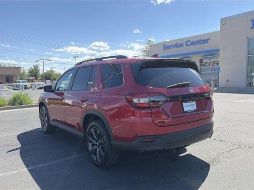 Radiant Red Metallic II 2026 Honda Pilot Sport