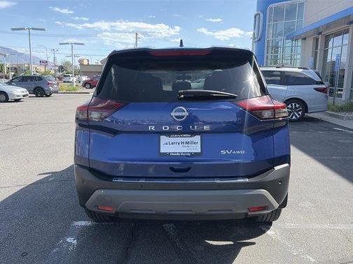 Caspian Blue 2022 Nissan Rogue SV