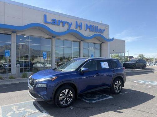 Caspian Blue 2022 Nissan Rogue SV