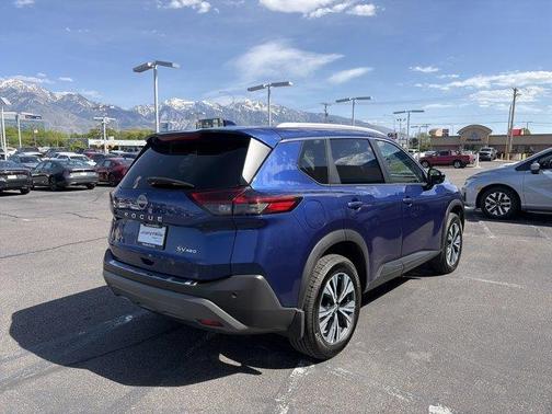 Caspian Blue 2022 Nissan Rogue SV