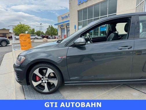 2016 Volkswagen Golf GTI Autobahn w/ Performance 4-Door