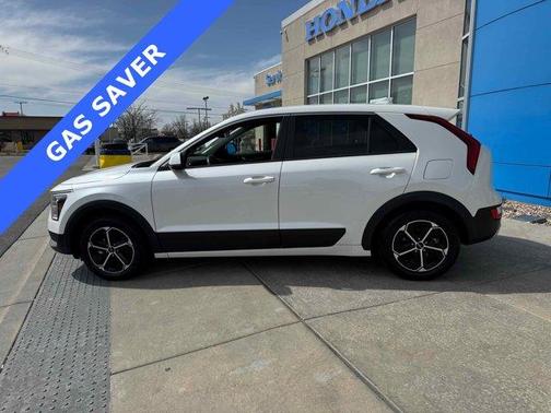 2023 Kia Niro LX
