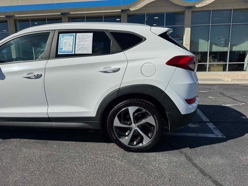 2016 Hyundai TUCSON Sport